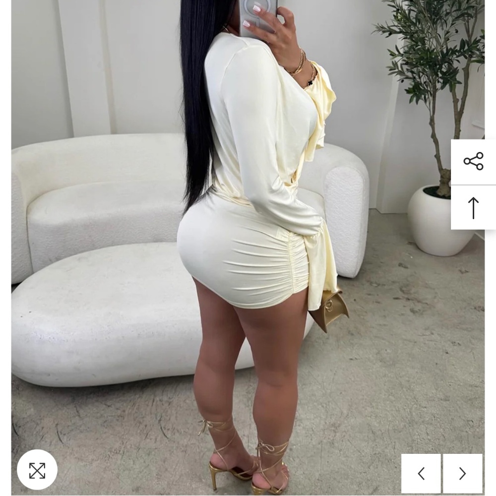 Light yellow dress